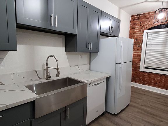 4th image of 833 Fedora St APT 203