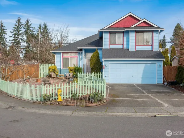 20405 24th Avenue W, Lynnwood, WA 98036