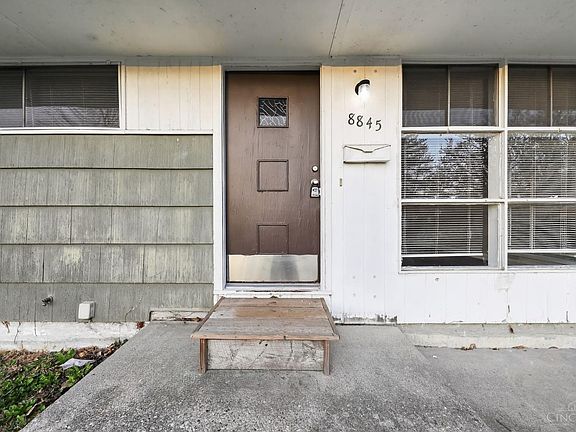 4th image of 8845 Ebro Ct