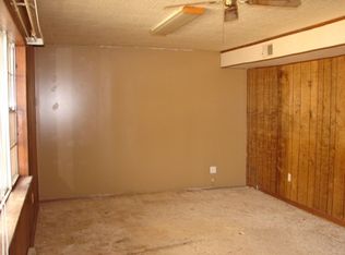 65 Honeysuckle Ln, Camp, AR 72520