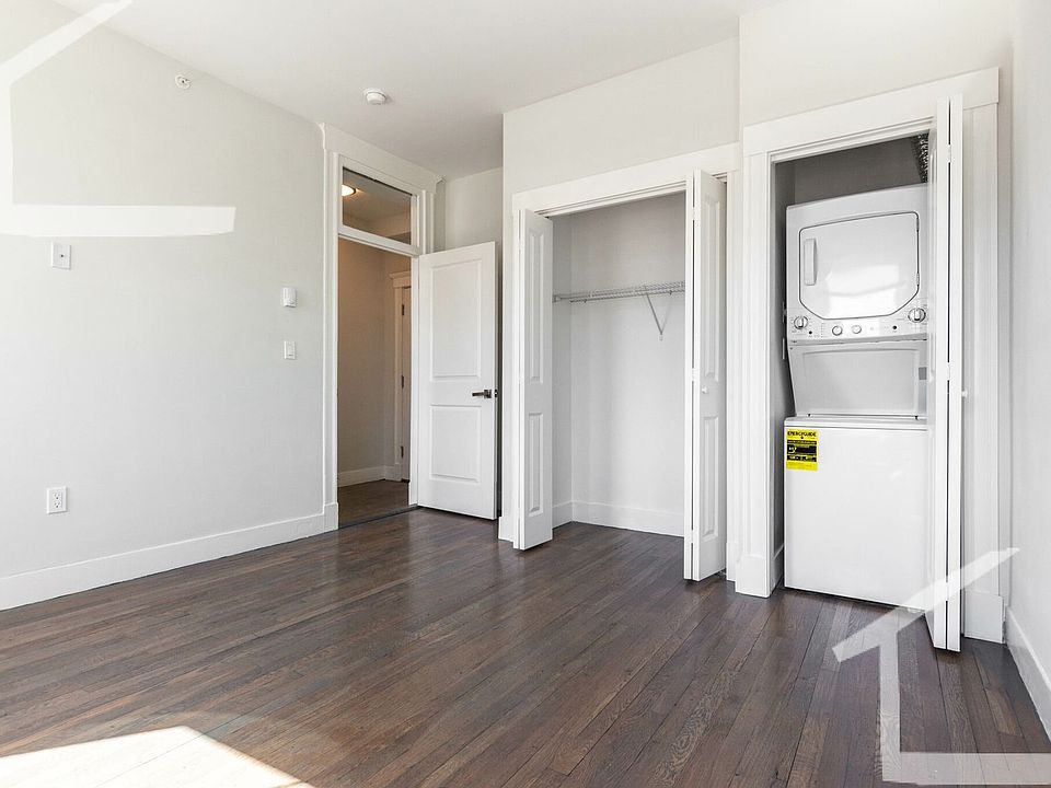 1st image of 77 Park Dr APT 14