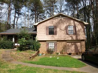 682 S Rays Rd, Stone Mountain, GA 30083