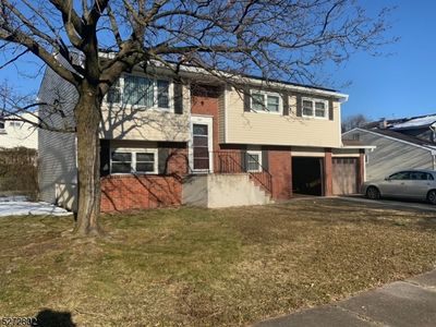 8 Robert C Keri Ct, Somerset, NJ, 08873