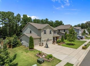 906 Sugar Tree Dr, Mebane, NC 27302