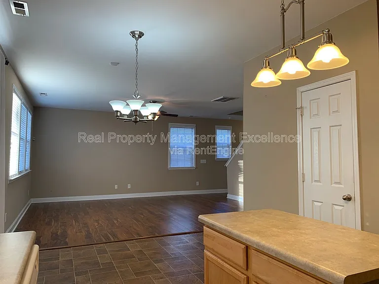 3124 Mackinac Island Ln — Photo 10