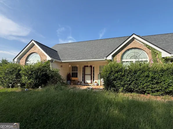 4404 Lowden Point, Gainesville, GA 30506