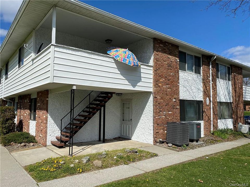 1st image of 1904 Cortlandt Dr Unit 4