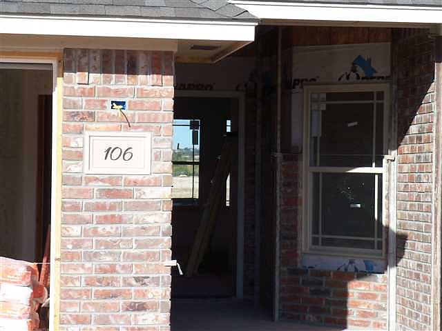 2nd image of 106 S 6th St