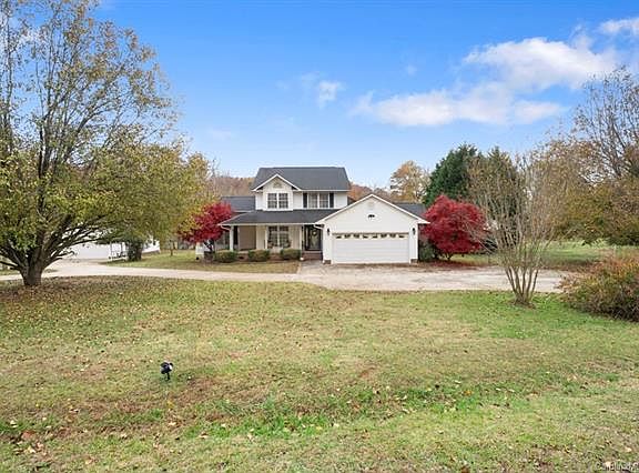 2nd image of 6173 Little Mountain Rd