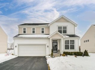 2023 Trophy Dr, Marysville, OH 43040
