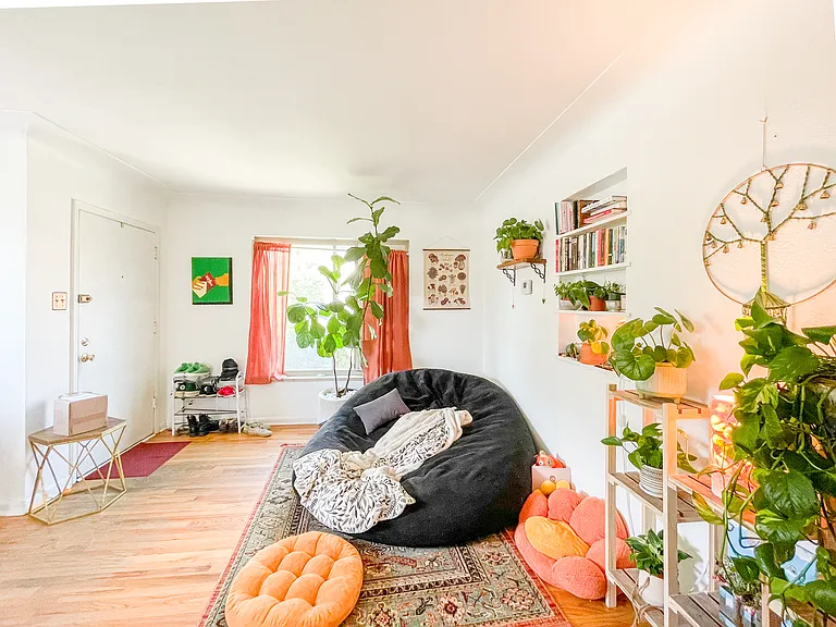 730 Poplar St — Photo 3