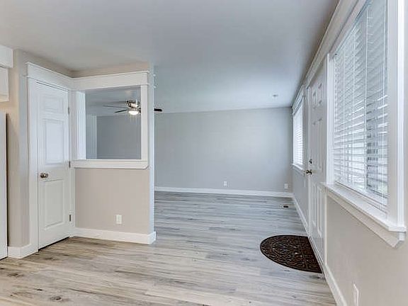 3rd image of 5844 & 5846 Ensign Ave #5844