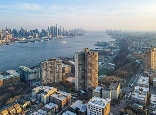 6040 Blvd East APT 27L, West New York, NJ 07093