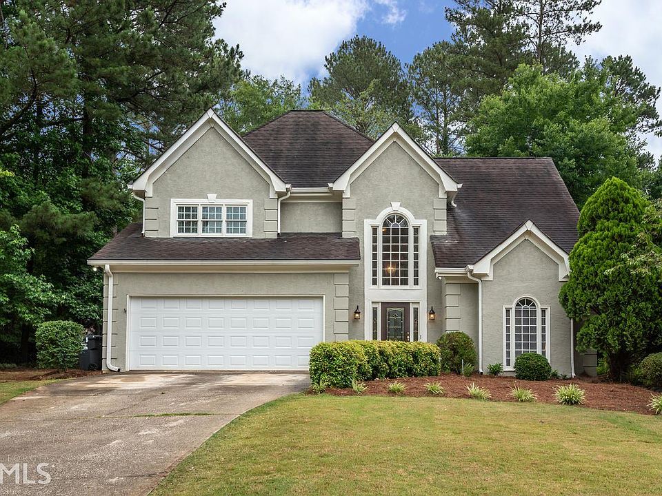 1st image of 649 Clubland Cir SE