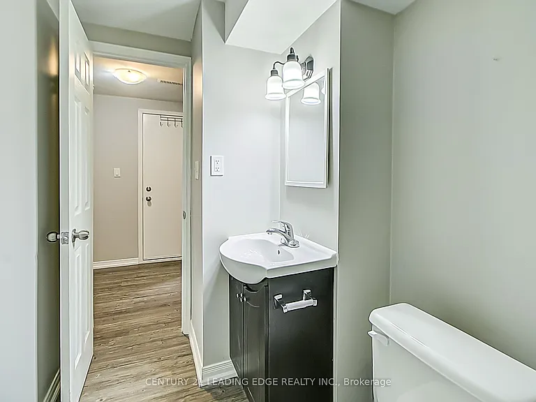 55 McCrimmon Cres #LOWER — Photo 15