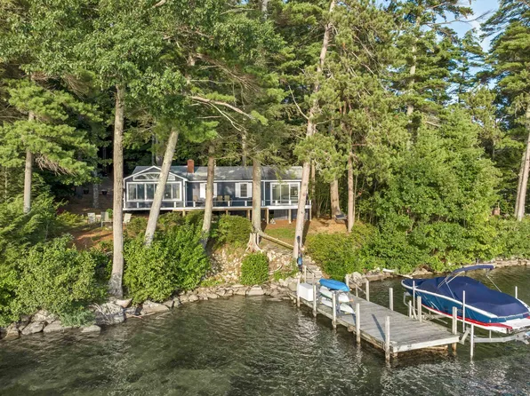 149 Nary Shores Road, Wolfeboro, NH 03894