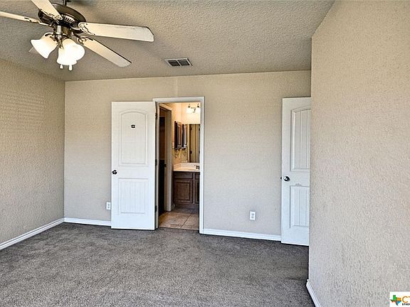 4th image of 965 Brown Rock Dr