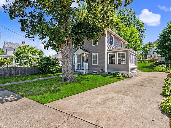 2nd image of 20 Lawndale Avenue