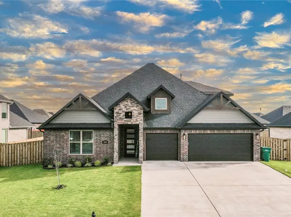 884 Ardiano Ave, Tontitown, AR 72762