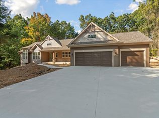 6533 Hidden Lake Cir, Richland, MI
