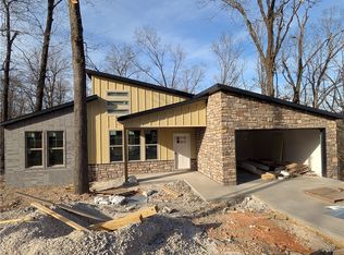11 Peebles Cir, Bella Vista, AR 72715