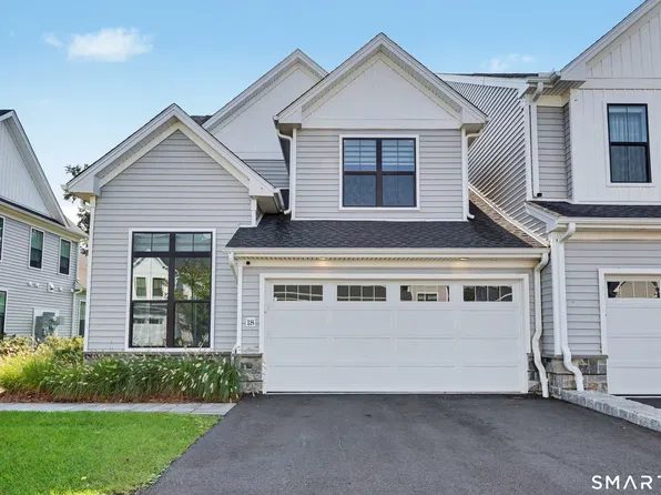 18 Hillcrest Drive #18, Woodbridge, CT 06525