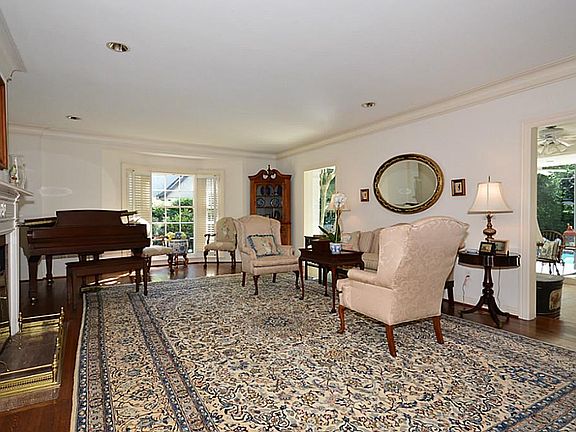 4th image of 3413 Piping Rock Ln