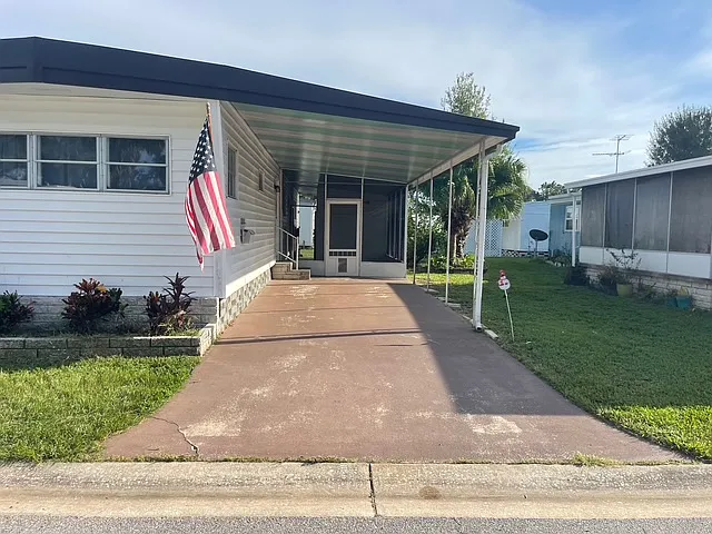 2 bed, 1344 sqft, $1,600 — Photo 2