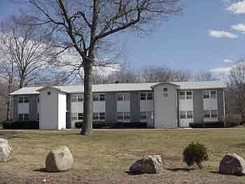 2nd image of 16 Hunting Heights Dr