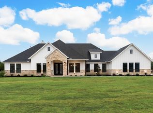 3051 Glen Oaks Dr, Waxahachie, TX 75165