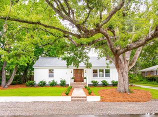 18 Lord Ashley Dr, Charleston, SC 29407