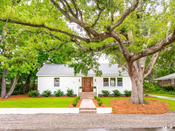 18 Lord Ashley Dr, Charleston, SC 29407
