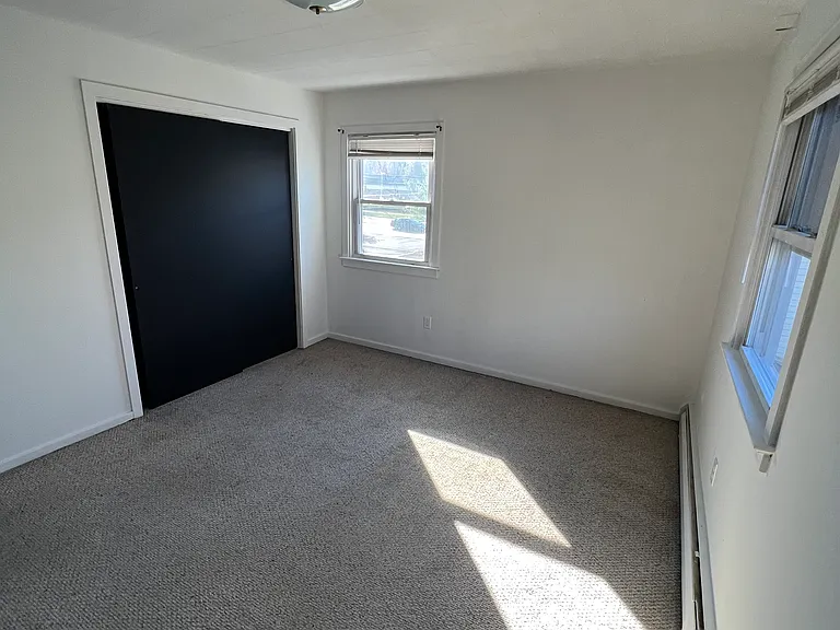 4 Madison Rd #B — Photo 11