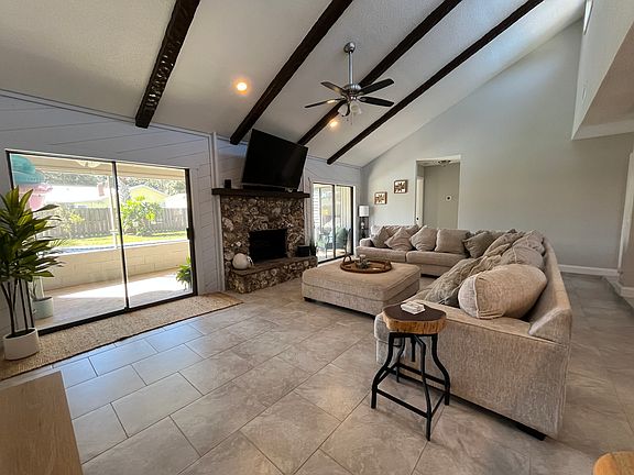 3rd image of 614 Moonpenny Cir