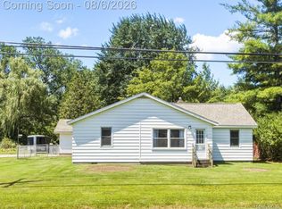1531 Allen Rd, Smiths Creek, MI 48074