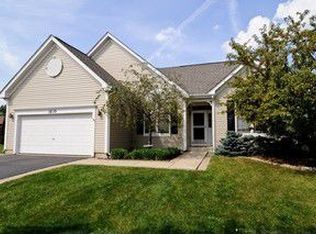 1035 Sundew Ct, Aurora, IL 60504