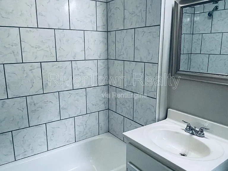 187 N Holmes St — Photo 7