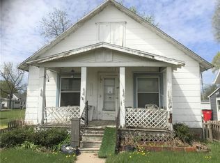 207 N Main St, Melcher, IA 50163