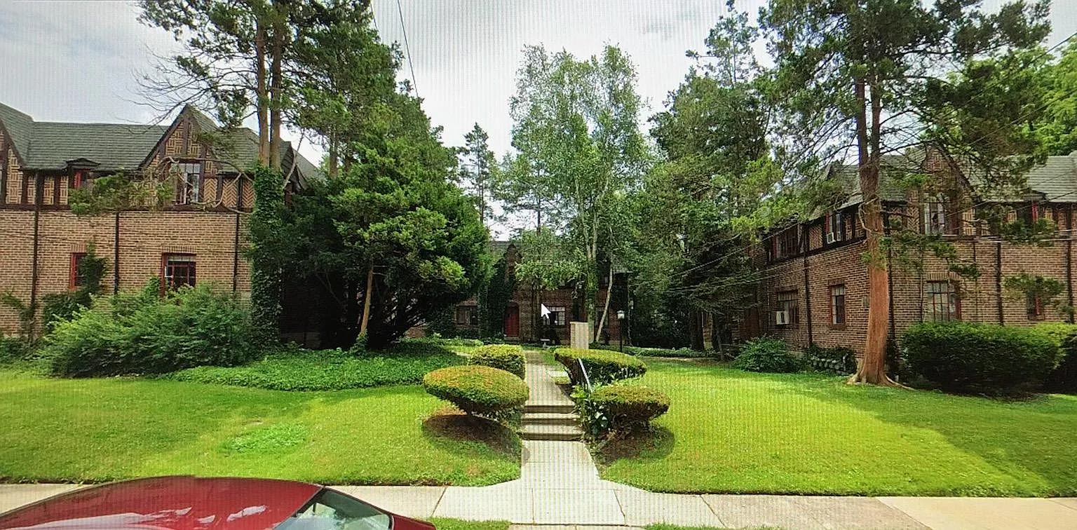 2 bed, 1100 sqft, $1,395 — Photo 2