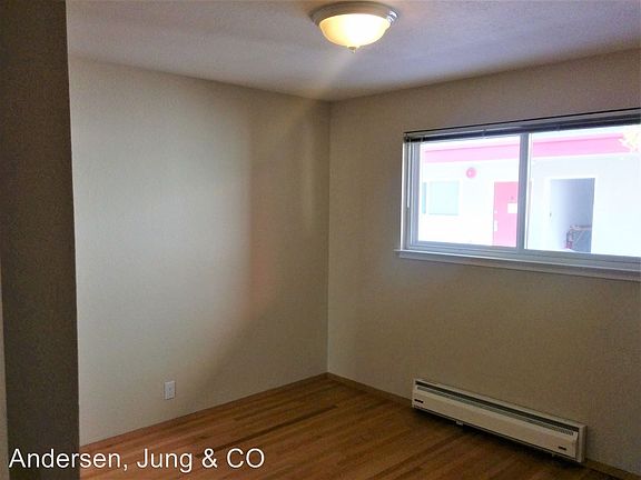 5th image of 400 Monterey Blvd APT 1