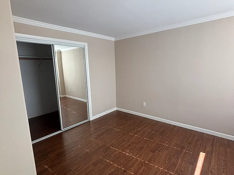 1606 Gramercy Ave #208 — Photo 4