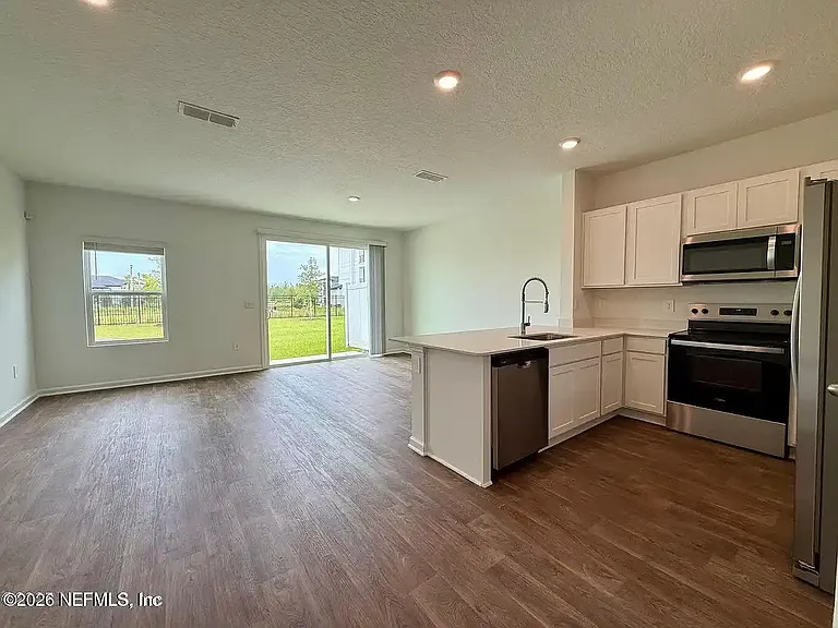 1511 Jeremiah St — Photo 7