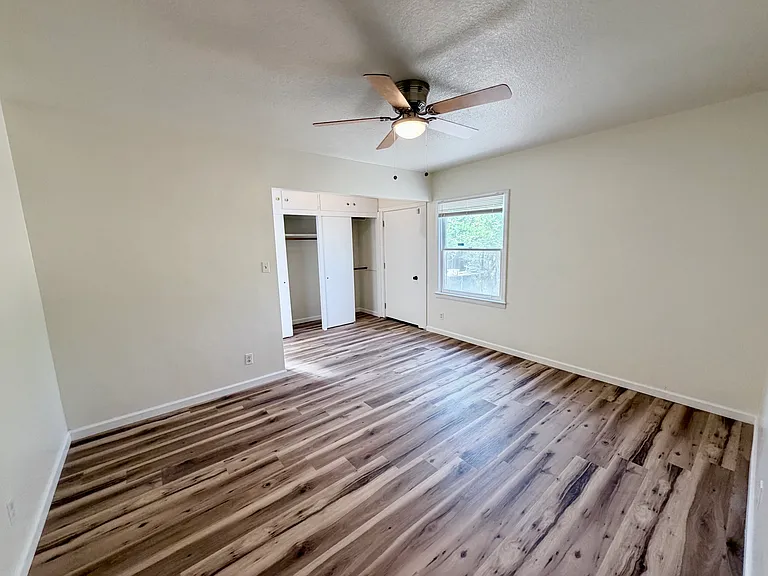 544 W Vassar Ave — Photo 5