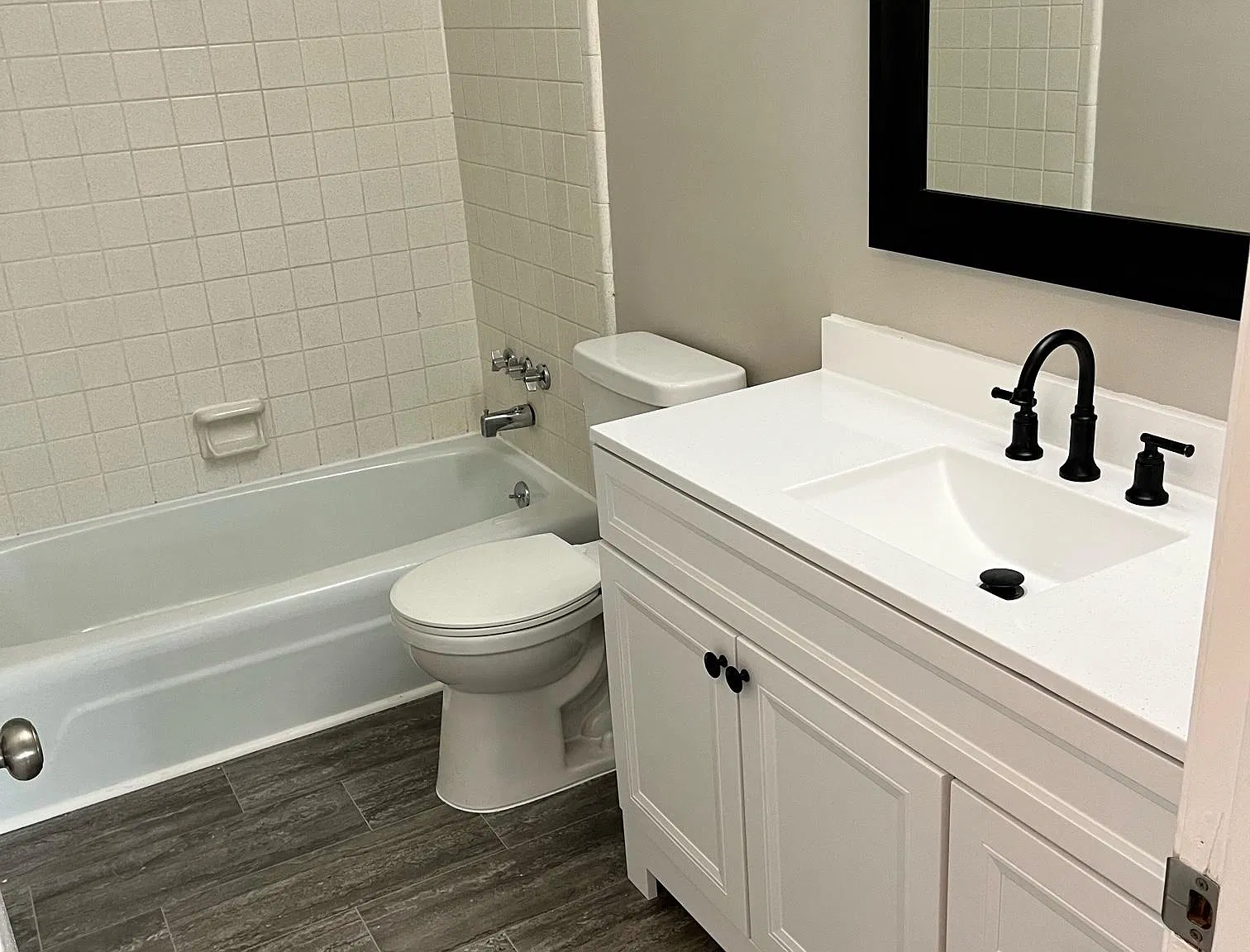 2 bed, 950 sqft, $1,350 — Photo 4