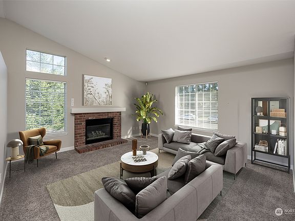 4th image of 15804 43rd Avenue Ct E