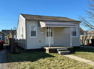 25775 Fern St, Roseville, MI 48066
