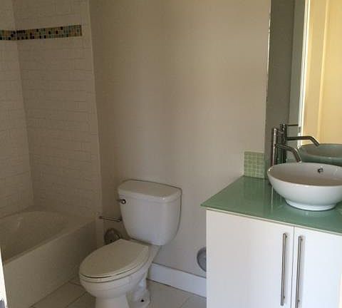5th image of 1791 NE Miami Gardens Dr APT 401