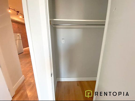 4th image of 1173 Bedford Ave #2C