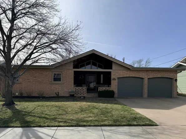 3621 Robin Rd, Great Bend, KS 67530