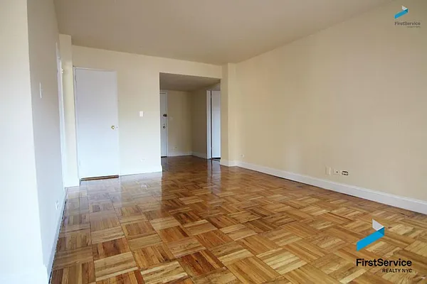 Rented by FirstService Realty (legacy) | media 24